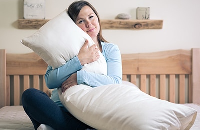 Reduces Stress with hugging pillow